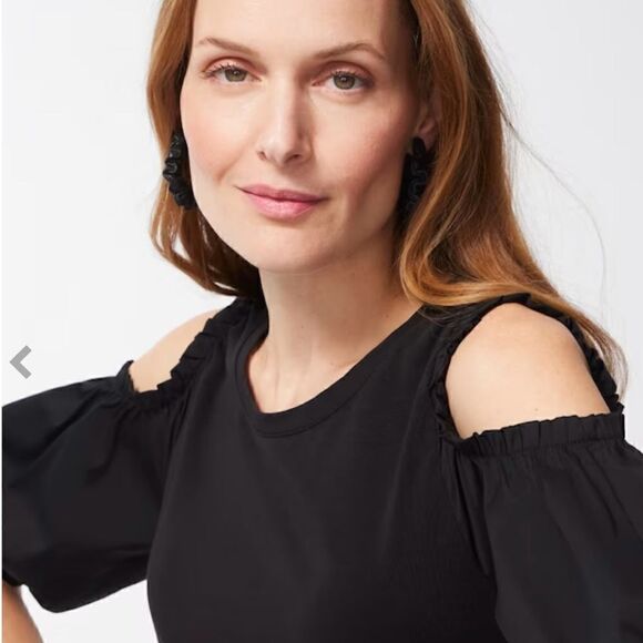 Chico’s SZ 0 Denim Cold shoulder tee - Picture 6 of 12